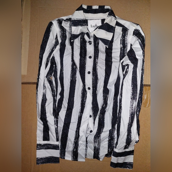 Tops - Picture 3 of 3